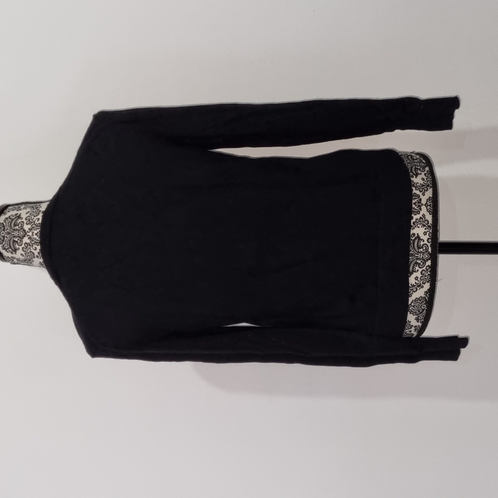 Calvin klein jeans, jumper, black and white, size small (approx 8 to 10) - Picture 3 of 5